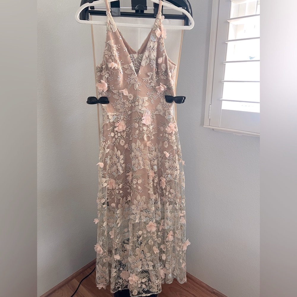 🪷🤍DRESS THE POPULATION SIDNEY A-LINE ANKLE GOWN🤍🪷 - Picture 4 of 14